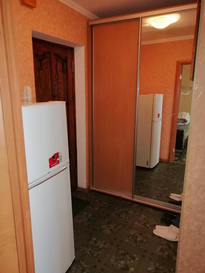 Апартаменты На Победы 25 Kremenchuk Exterior foto